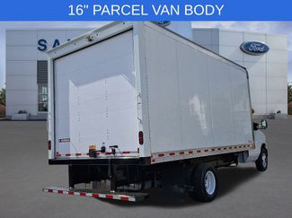 New 2026 Ford E-450 and Econoline 450 Super Duty w/ Driver's Safety Package RWD video 3
