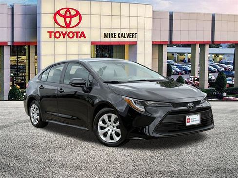 Certified 2026 Toyota Corolla LE image 2