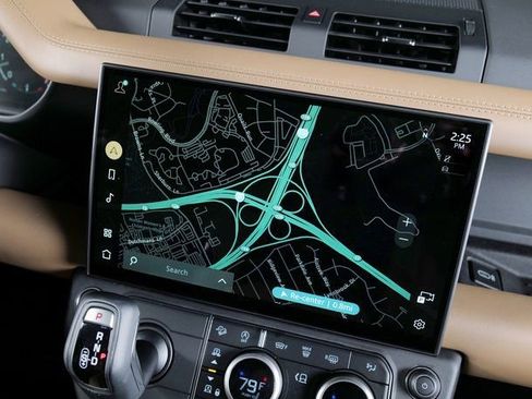 New 2026 Land Rover Defender 130 X-Dynamic SE image 18