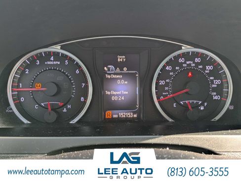 Used 2015 Toyota Camry SE FWD image 25
