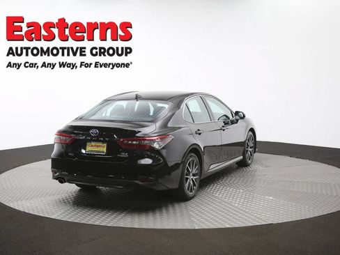 Used 2022 Toyota Camry XLE FWD image 39