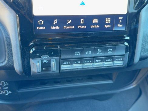 New 2025 RAM 2500 Lone Star image 25