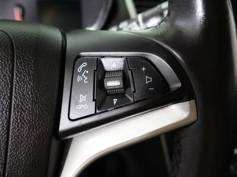 Used 2019 Chevrolet Trax LT w/ LT Convenience Package AWD/4WD image 38