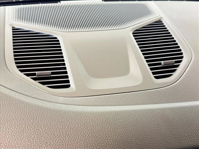 Certified 2026 Porsche Cayenne AWD/4WD image 30