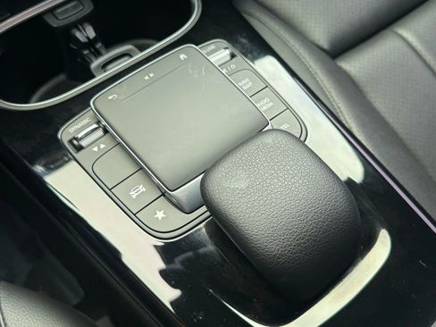 Used 2021 Mercedes-Benz CLA 250 4MATIC image 19