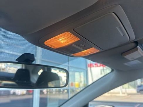 Used 2014 Honda CR-V LX image 9