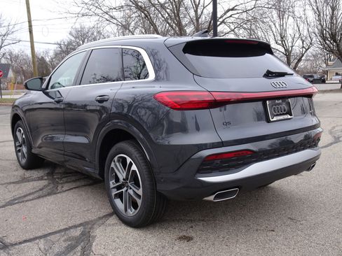 New 2025 Audi Q5 Premium image 3