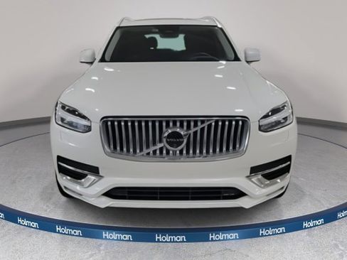 Used 2025 Volvo XC90 B6 Ultra w/ Protection Package Premier image 3