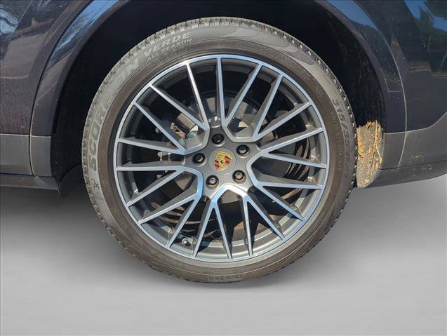 Used 2019 Porsche Cayenne AWD/4WD image 12
