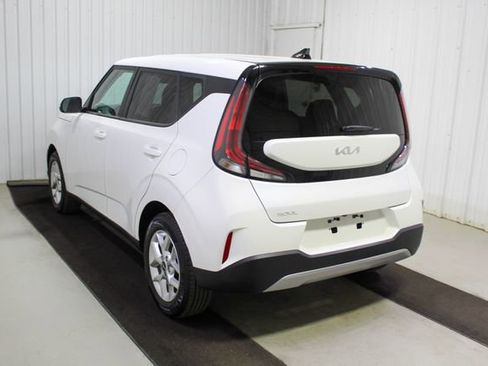 Used 2024 Kia Soul LX w/ Option Group 015 image 4