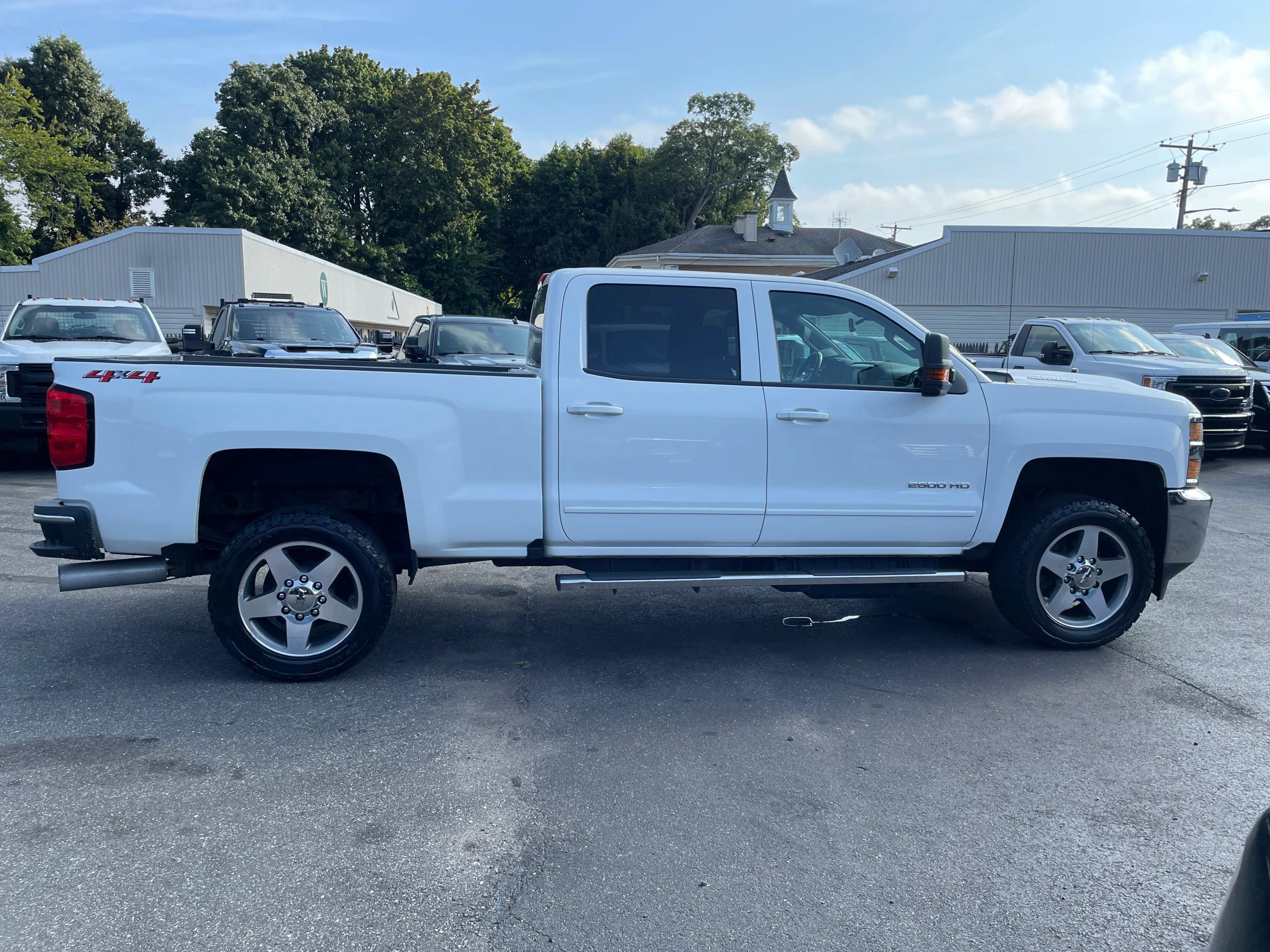 Used 2018 Chevrolet Silverado 2500 LT w/ LT Convenience Package AWD/4WD image 6