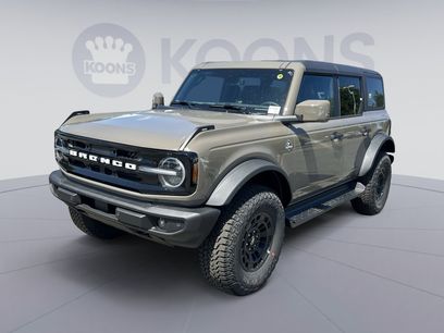 New 2026 Ford Bronco Outer Banks w/ Sasquatch Package