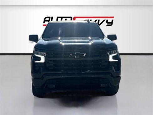 Used 2024 Chevrolet Silverado 1500 RST image 2