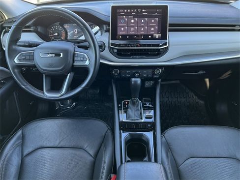 Certified 2022 Jeep Compass Limited w/ Sun and Sound Group image 3