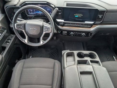 Used 2024 Chevrolet Silverado 1500 RST AWD/4WD image 6