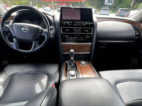 Used 2021 Nissan Armada SL w/ Captain's Chairs Package image 15