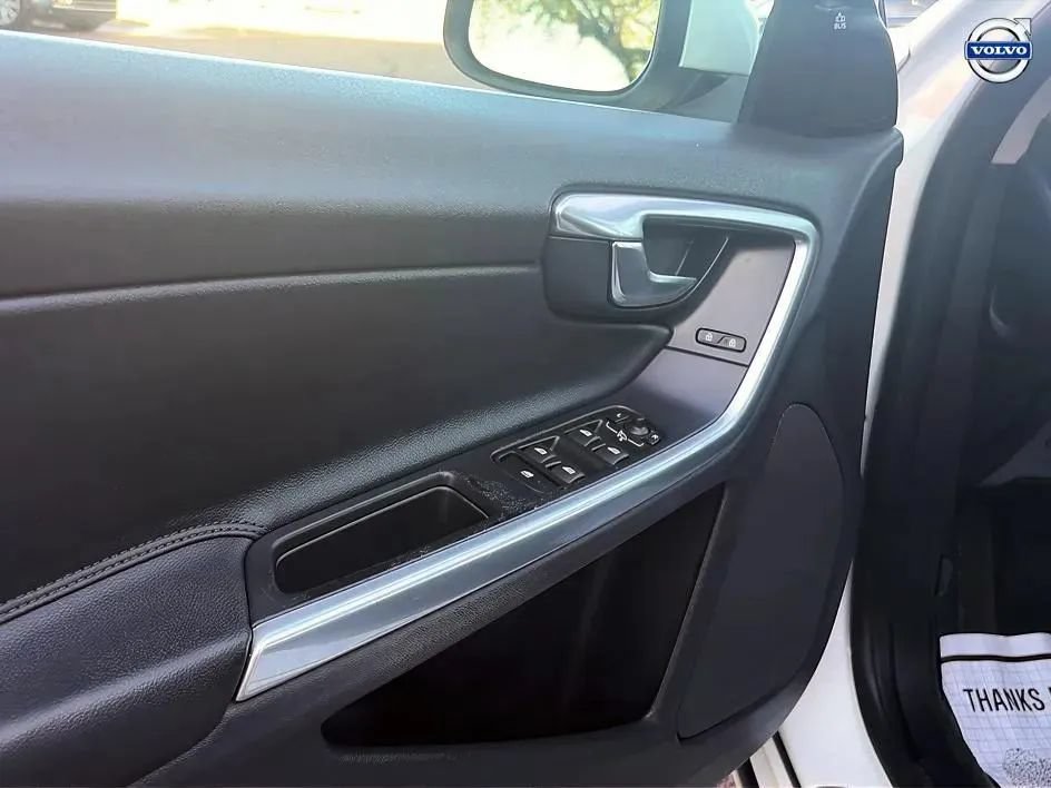 Used 2015 Volvo V60 T5 Premier FWD image 20