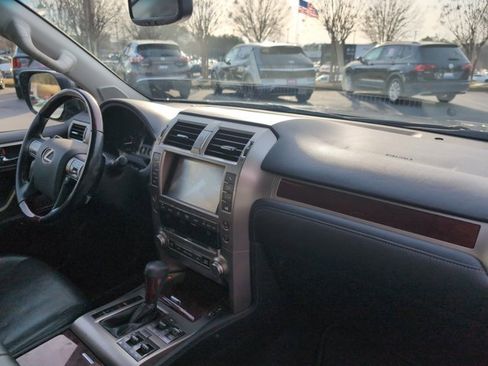 Used 2015 Lexus GX 460 Luxury image 24