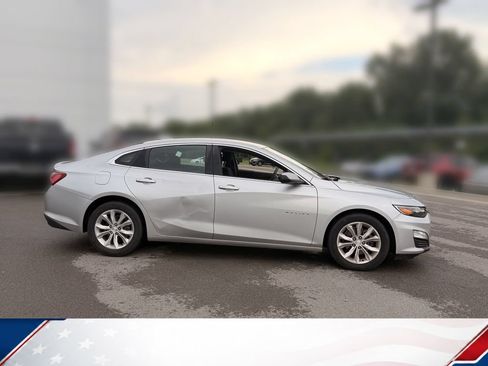 Used 2021 Chevrolet Malibu LT FWD image 4