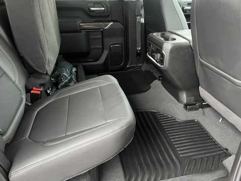 Used 2021 Chevrolet Silverado 3500 LTZ w/ LTZ Premium Package image 21