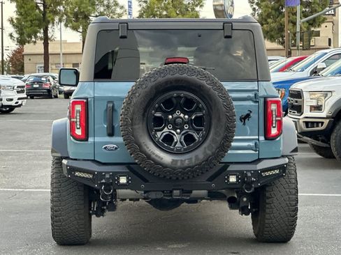 Used 2023 Ford Bronco Wildtrak image 8