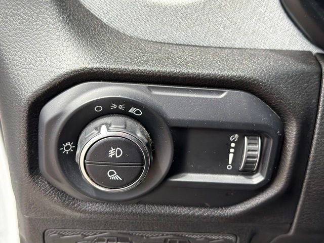 Used 2024 Jeep Gladiator Sport AWD/4WD image 47