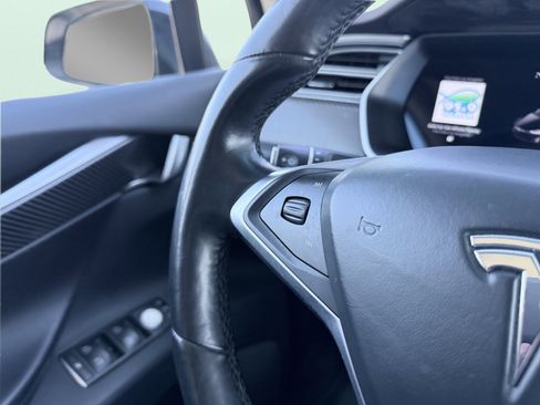 Used 2018 Tesla Model X P100D image 59