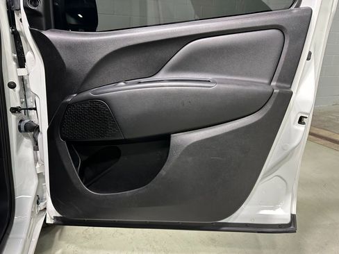 Used 2021 RAM ProMaster City Tradesman image 8