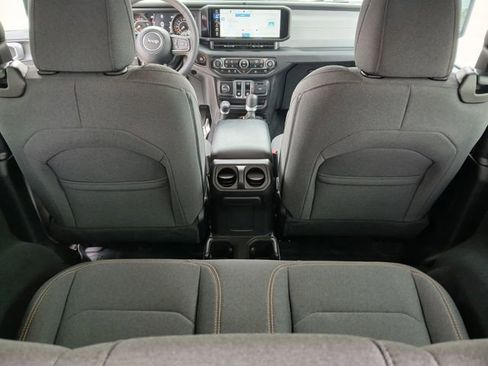 Used 2024 Jeep Wrangler Sport AWD/4WD image 16