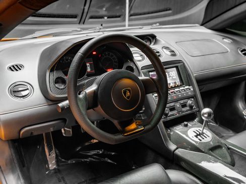 Used 2005 Lamborghini Gallardo AWD/4WD image 6
