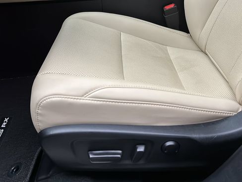 Used 2022 Lexus RX 350 AWD w/ Premium Package image 12