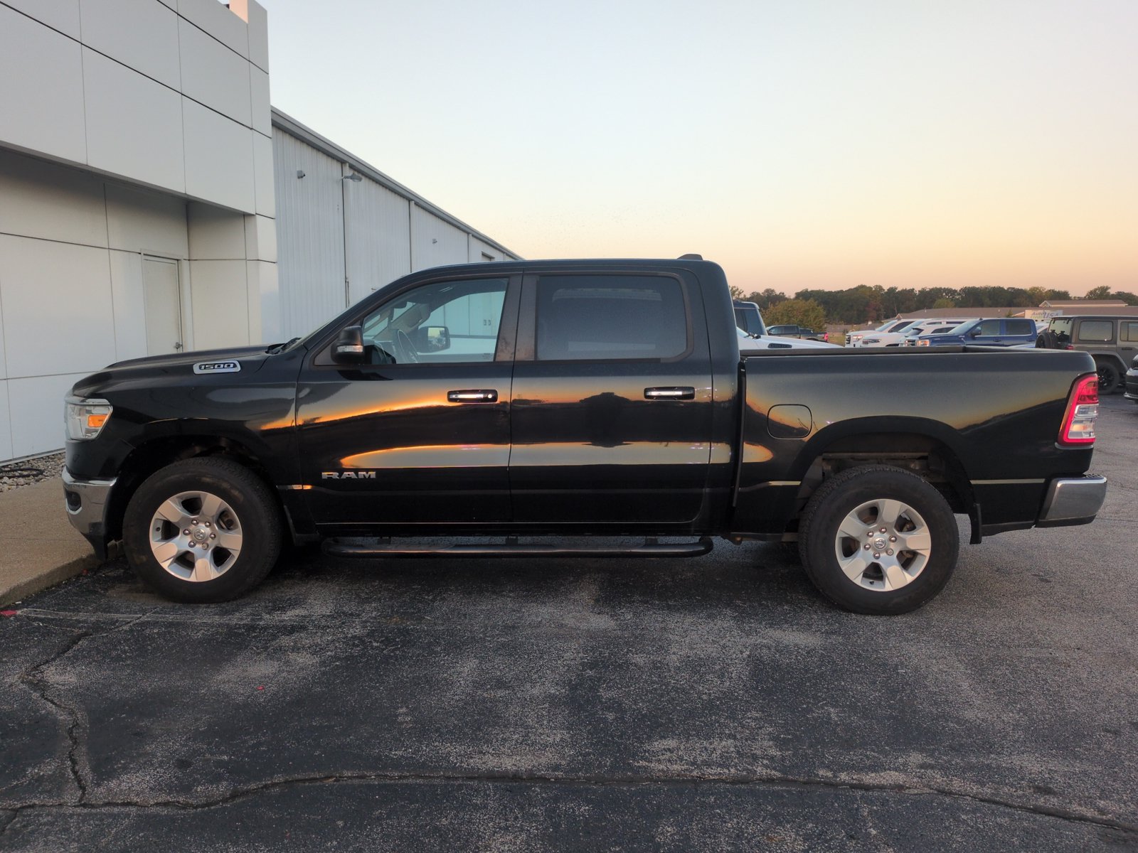 Used 2019 RAM 1500 Big Horn AWD/4WD image 8