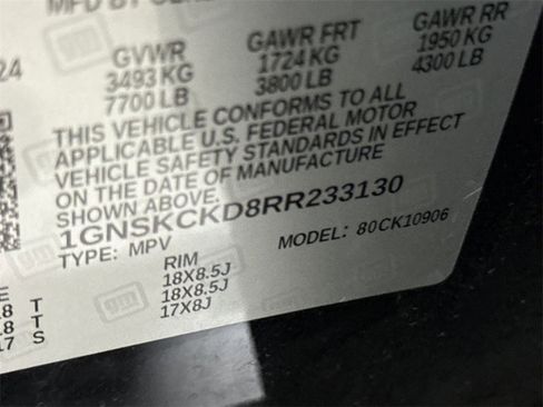 Used 2024 Chevrolet Suburban LT image 28