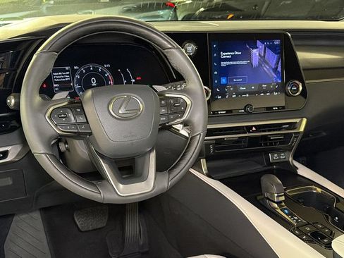 Certified 2024 Lexus RX 350 Premium w/ Accessory Package AWD/4WD image 18