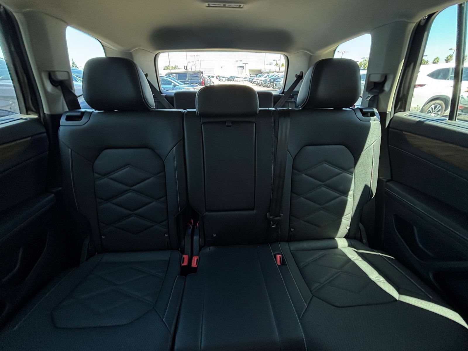 Used 2026 Volkswagen Atlas SE AWD/4WD image 40