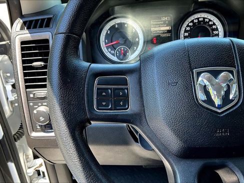 Used 2014 RAM 1500 Express AWD/4WD image 14