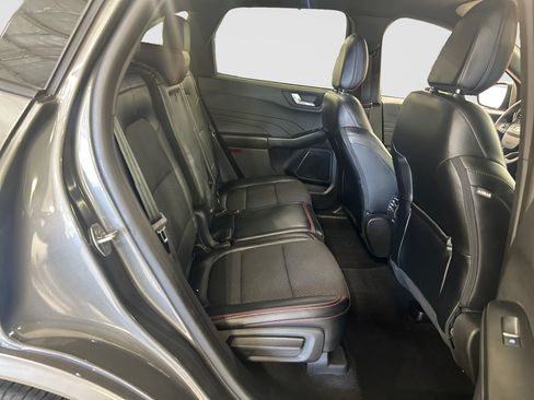 Used 2023 Ford Escape ST-Line FWD image 21