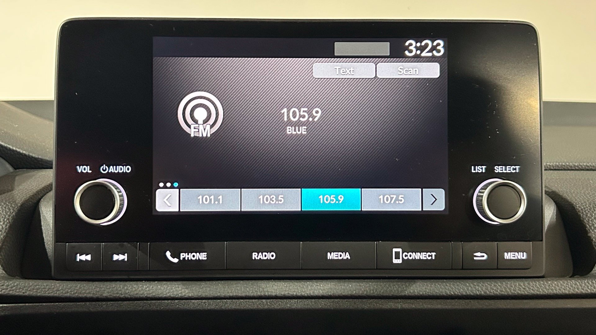 Used 2023 Honda CR-V LX image 66