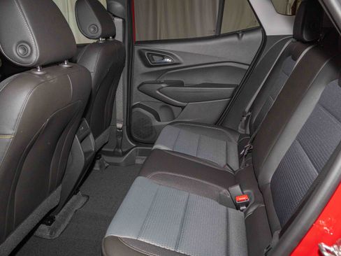 New 2026 Chevrolet Trax LT w/ Driver Confidence Package image 10