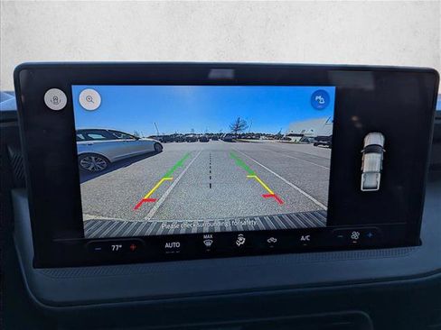 Used 2025 Ford Maverick XL w/ Equipment Group 102A image 18