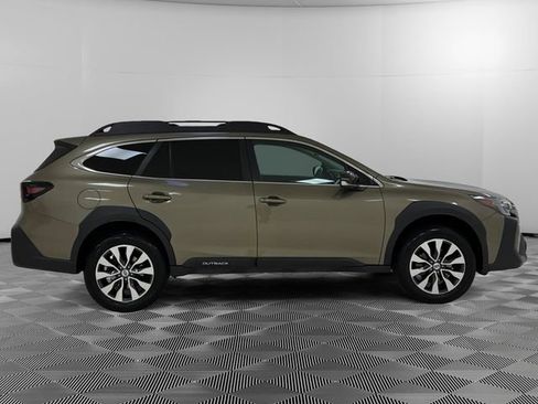 Used 2023 Subaru Outback Limited AWD/4WD image 6