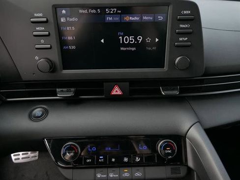 New 2025 Hyundai Elantra Sport image 18