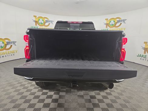 Used 2022 Chevrolet Silverado 2500 High Country w/ Z71 Off-Road Package AWD/4WD image 32