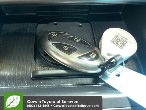 Used 2024 Hyundai Kona Limited image 29