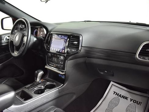 Used 2021 Jeep Grand Cherokee Laredo X AWD/4WD image 39