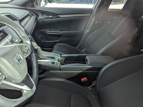 Used 2021 Honda Civic Sport image 9