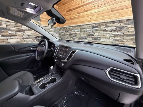 Used 2021 Chevrolet Equinox LT AWD/4WD image 13