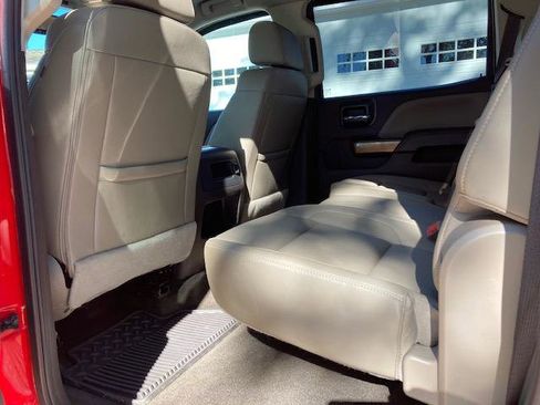 Used 2018 Chevrolet Silverado 1500 LTZ image 32