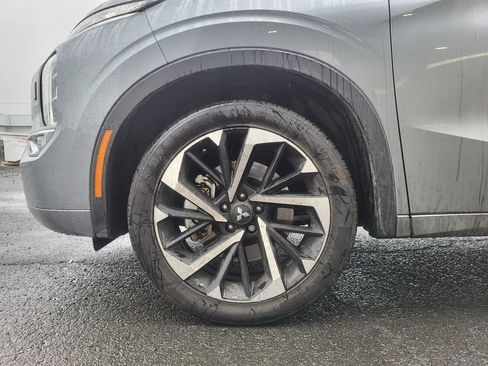 Used 2023 Mitsubishi Outlander SEL AWD/4WD image 10