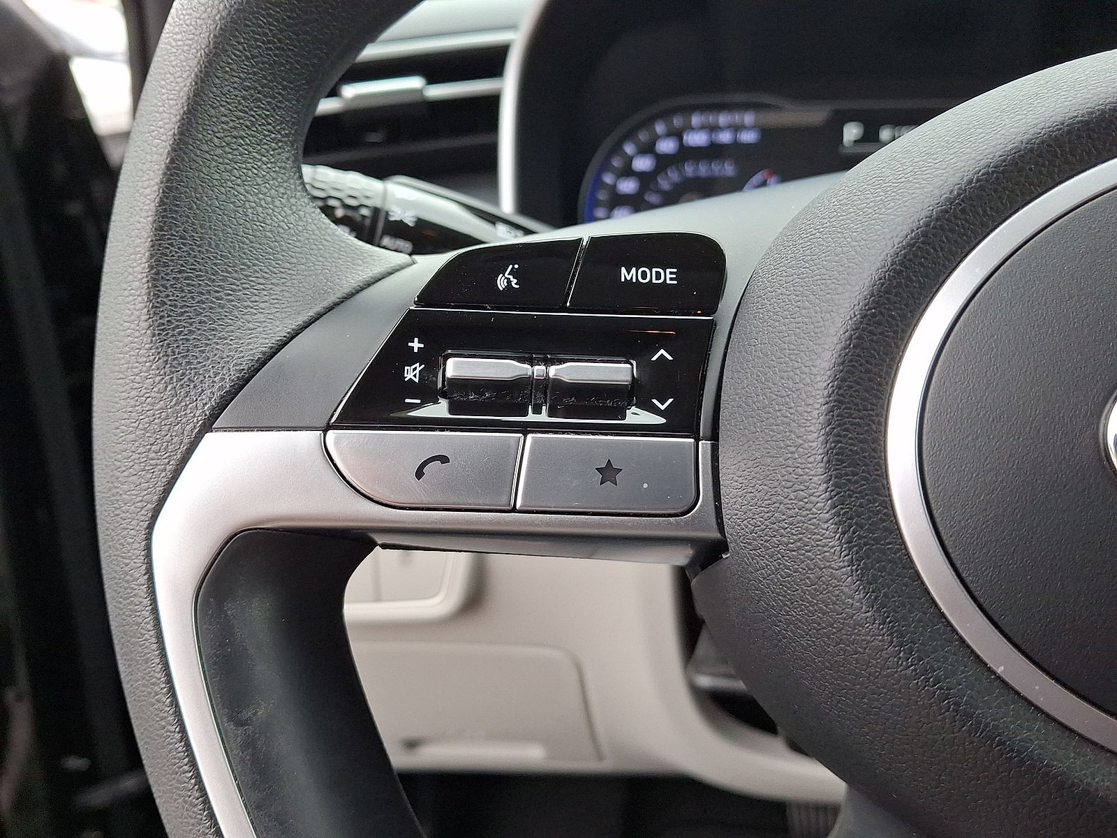 Certified 2024 Hyundai Tucson SE AWD/4WD image 23